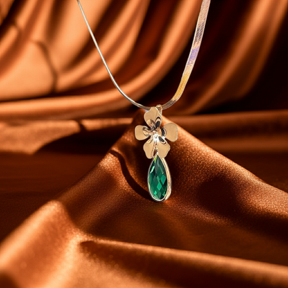 Emerald Blossom Gold Pendant – Timeless Elegance by MIORA